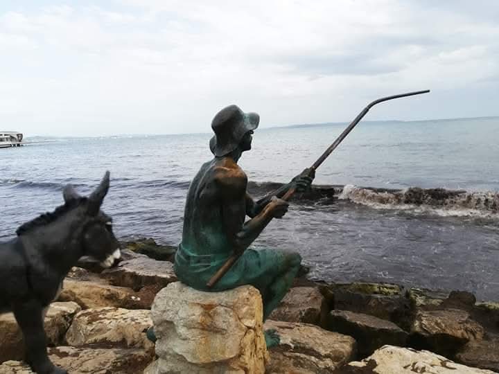 DURRES ÖBÖL INDUKÓ PROGRAMOK, TÚRÁK, KIRÁNDULÁSOK