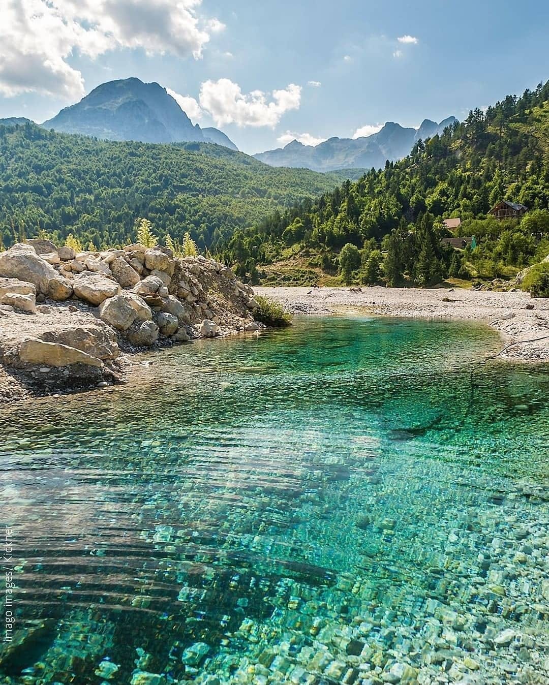 DURRES ÖBÖL INDUKÓ PROGRAMOK, TÚRÁK, KIRÁNDULÁSOK