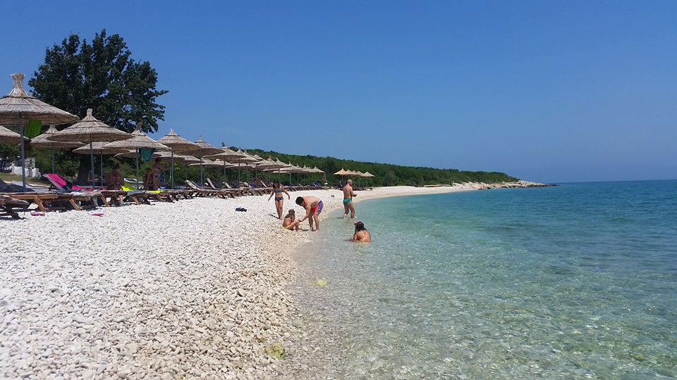 MOTORCSÓNAK VAGY SÉTAHAJÓ KIRÁNDULÁS DURRES ÖBÖLBŐL