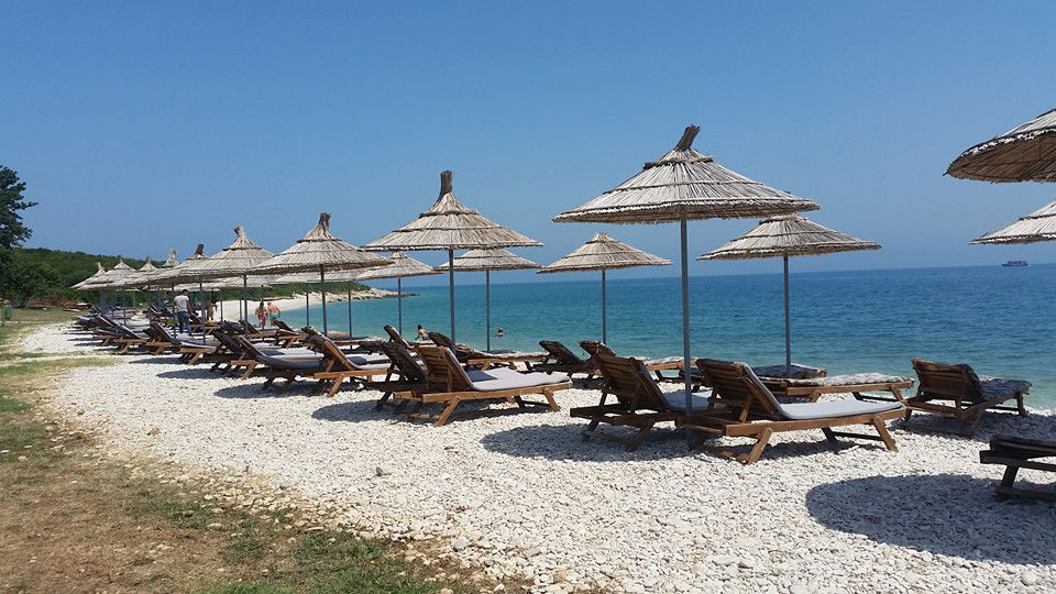 MOTORCSÓNAK VAGY SÉTAHAJÓ KIRÁNDULÁS DURRES ÖBÖLBŐL