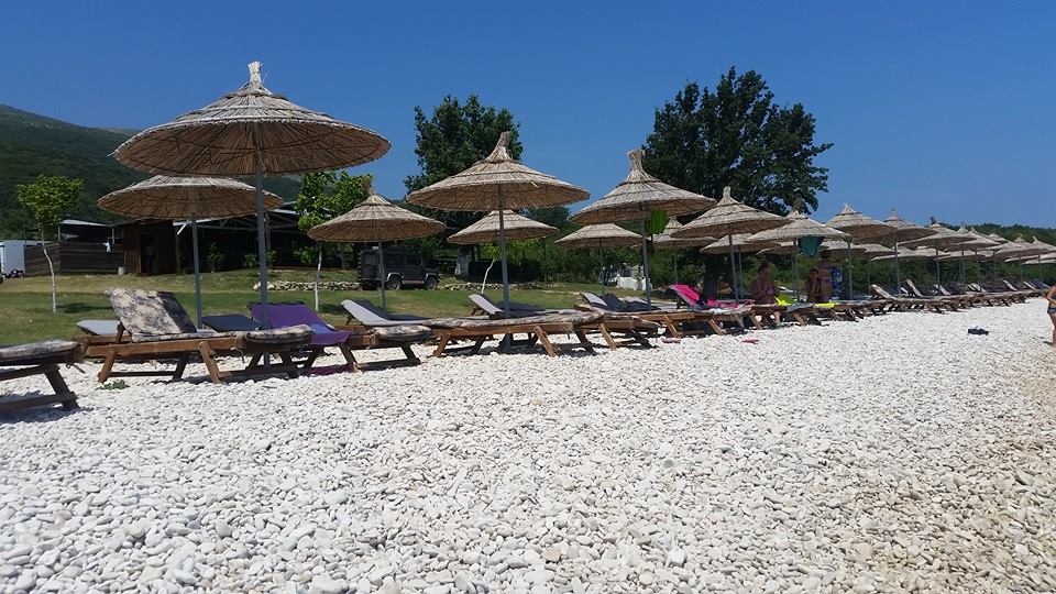 MOTORCSÓNAK VAGY SÉTAHAJÓ KIRÁNDULÁS DURRES ÖBÖLBŐL