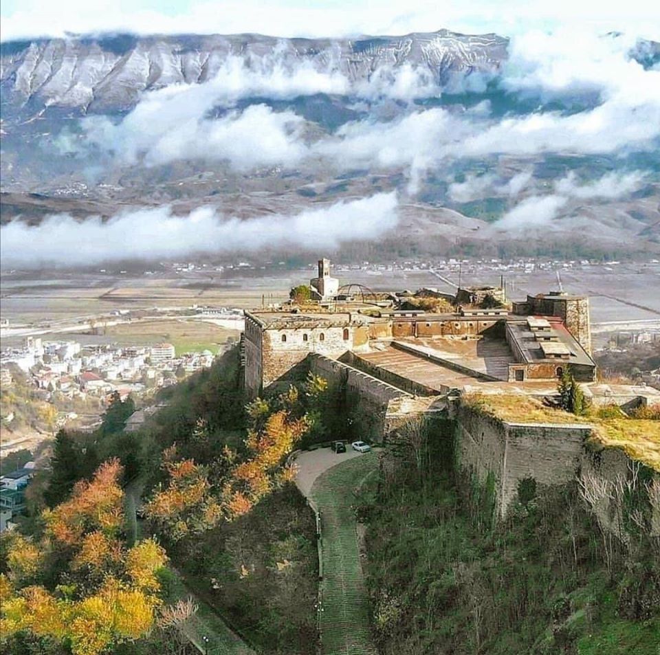 SARANDA ÉS KÖRNYÉKE TURISZTIKAI PROGRAMOK, KIRÁNDULÁSOK, TÚRÁK