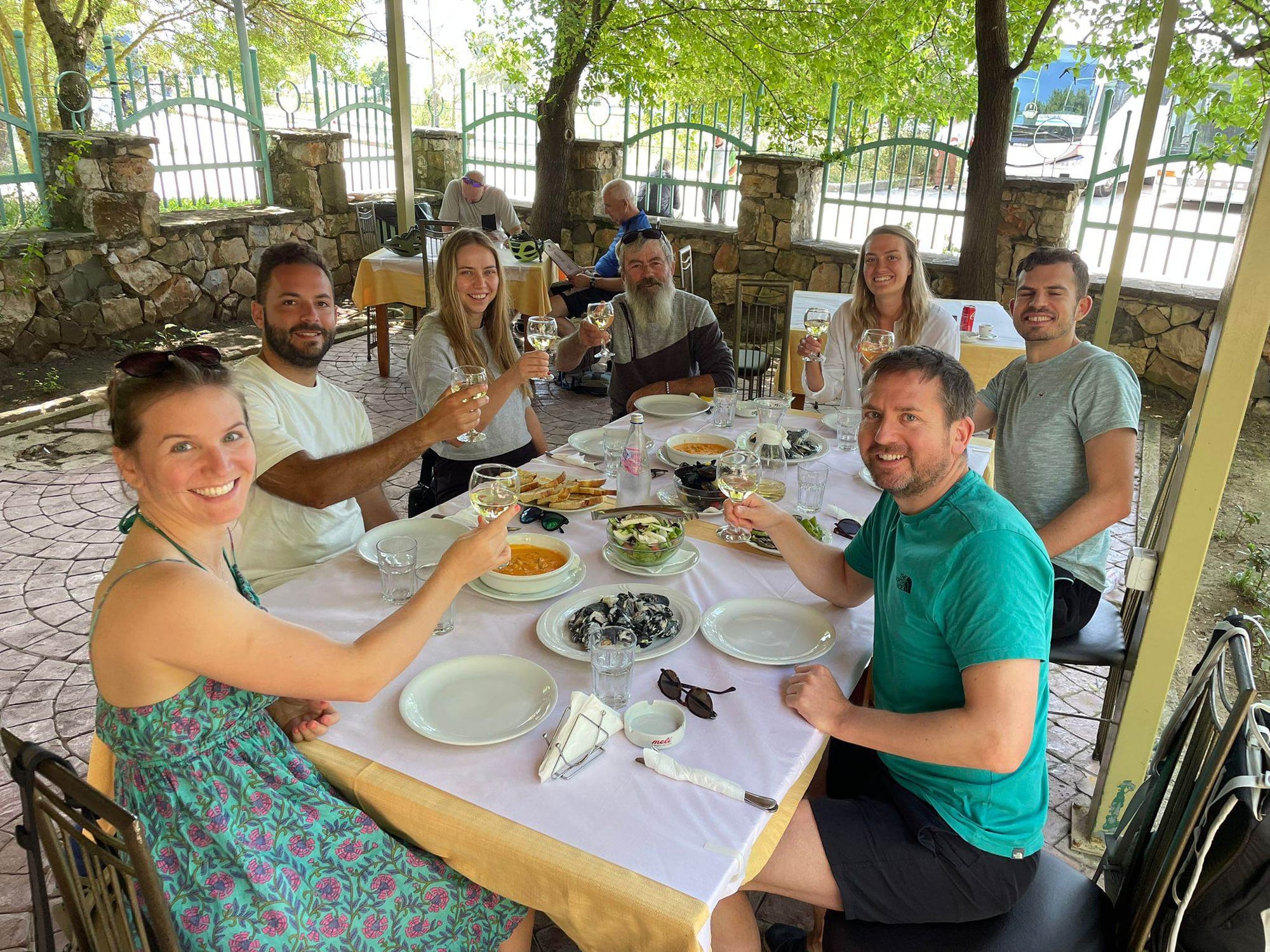 SARANDA ÉS KÖRNYÉKE TURISZTIKAI PROGRAMOK, KIRÁNDULÁSOK, TÚRÁK