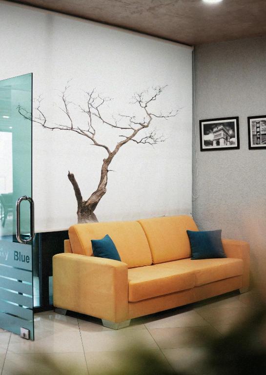 Jón tenger partján, Korfu szigettel szemben, tengerparti új építésű hotel**** 