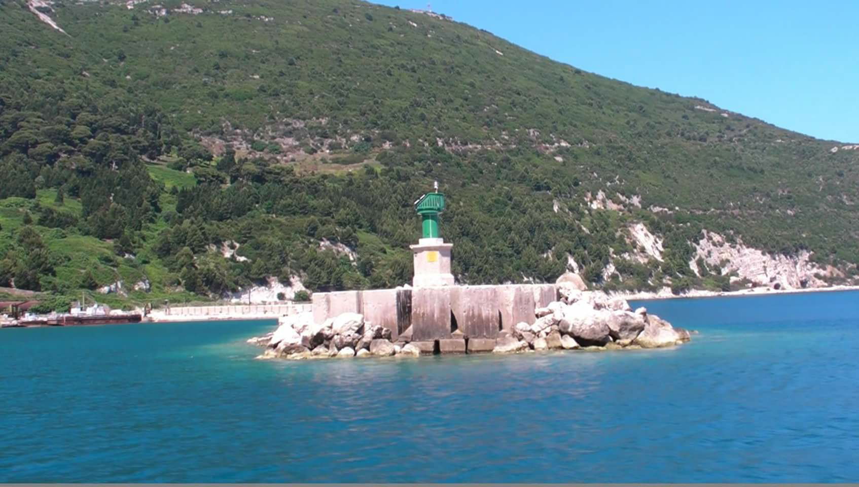 Tengeri motorcsónak (hajó) túrák Durresi indukással az Adria és Jón tenger találkozásához