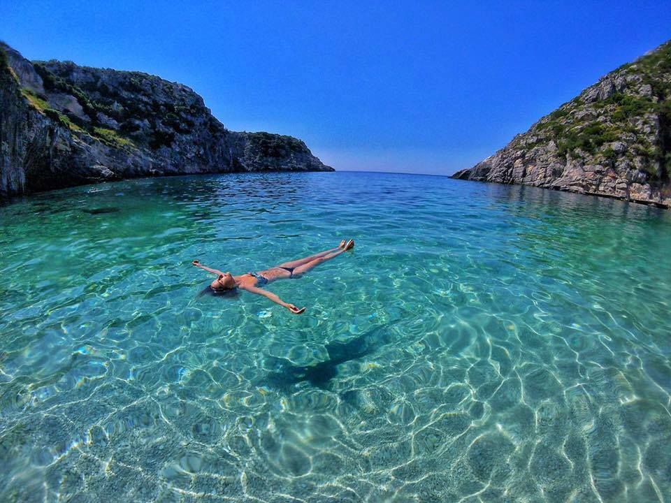 Tengeri motorcsónak (hajó) túrák Durresi indukással az Adria és Jón tenger találkozásához