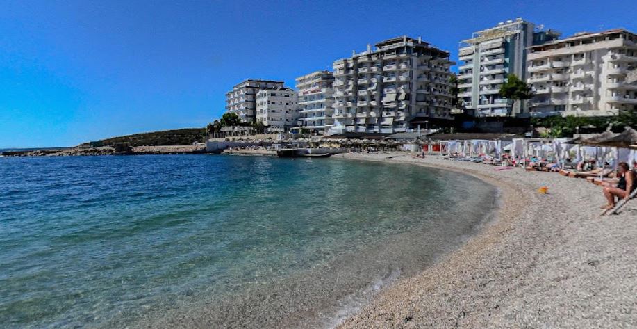 Panorámás apartman a Jón-tenger partján, strand mellett eladó, Kodra városrészben!