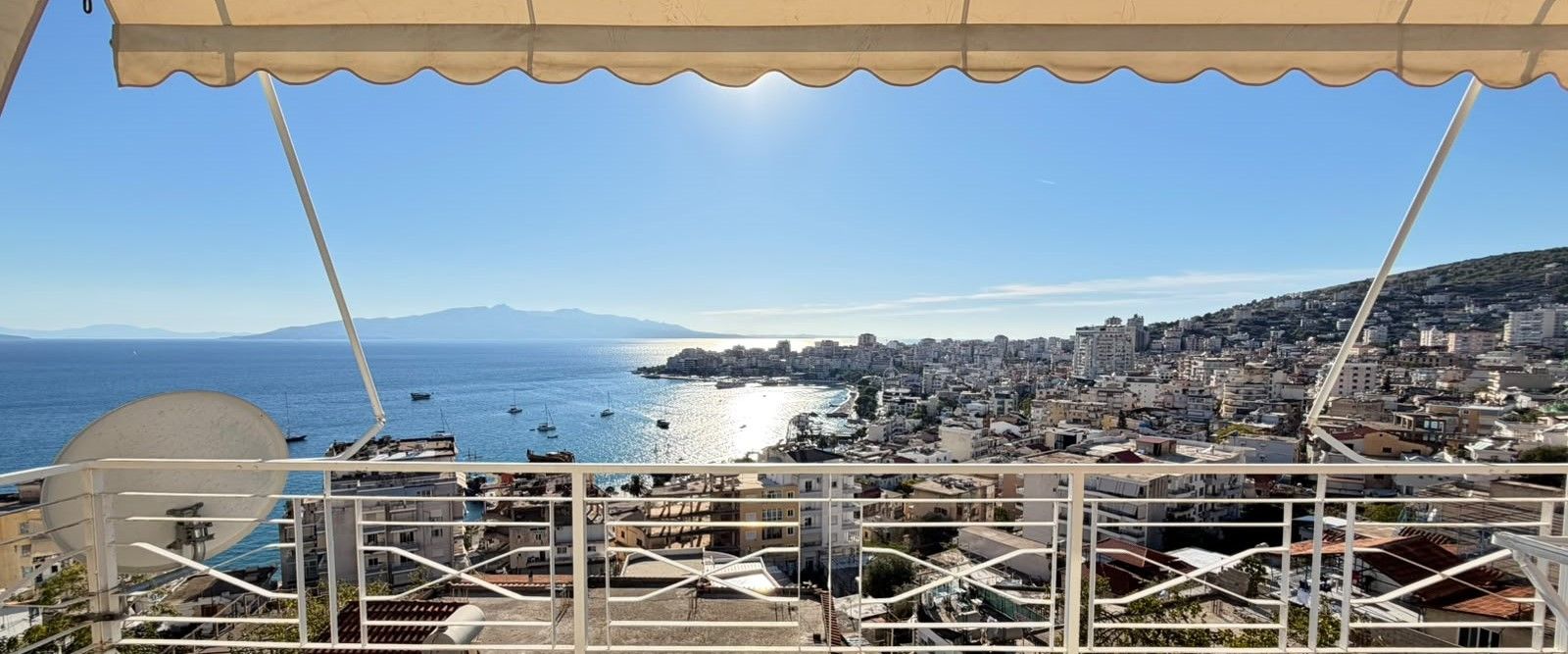 Eladó panorámás lakás Saranda – Korfu-kilátás | 170 000 €