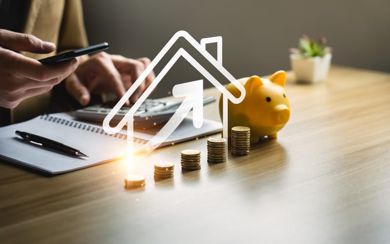 INGATLAN ÜGYLETEK   -   AGJENSI IMOBILIARE