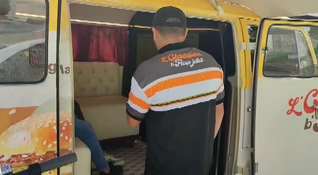 Prestation Quiz tournée en van pour McDonald's