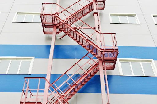 SCHODY METALOWE PRZECIWPOŻAROWE