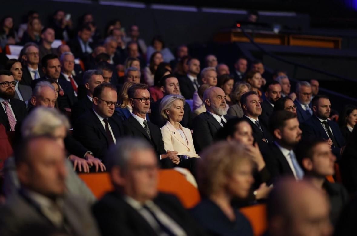 𝗘𝗨-𝗪𝗲𝘀𝘁𝗲𝗿𝗻 𝗕𝗮𝗹𝗸𝗮𝗻𝘀 𝗜𝗻𝘃𝗲𝘀𝘁𝗺𝗲𝗻𝘁 𝗖𝗼𝗻𝗳𝗲𝗿𝗲𝗻𝗰𝗲 𝗶𝗻 𝗧𝗶𝗿𝗮𝗻𝗮.