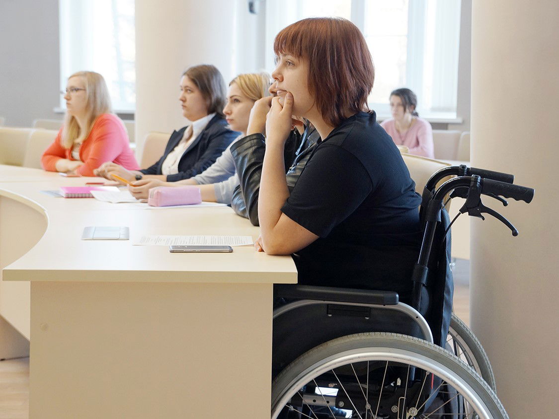 PREDNOSTI I NEODOSTATCI POTICAJNIH MJERA ZA ZAPOŠLJAVANJE OSOBA S INVALIDITETOM