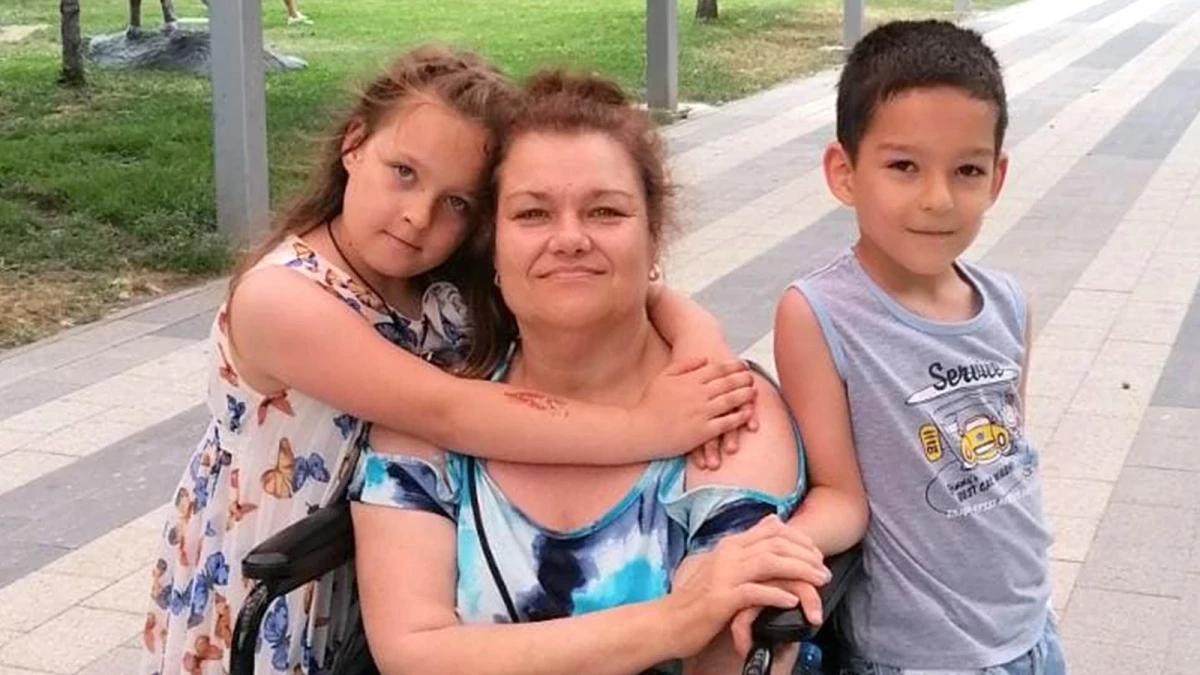 MAJČINSTVO I ŽENE S INVALIDITETOM : PREGLED IZAZOVA I POTREBA ZA SUSTAVNOM PODRŠKOM