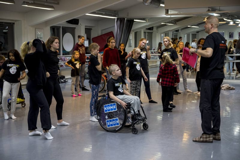 PRIHVAĆANJE RAZLIČITOSTI U DRUŠTVU – KORAK BLIŽE AKTIVNOMUKLJUČIVANJU OSOBA S INVALIDITETOM U SVE OBLIKE DRUŠTVENOG  ŽIVOTA