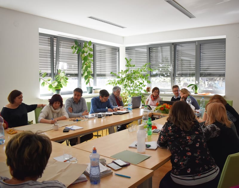 MENTALNO ZDRAVLJE NASTAVNIKA U OSNOVNIM I SREDNJIM ŠKOLAMA –PRVI KORAK PREMA KVALITETNOJ PODRŠCI DJECI S TEŠKOĆAMA URAZVOJU I OSOBAMA S INVALIDITETOM