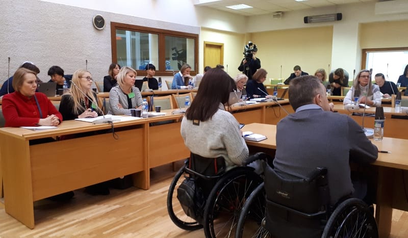 UKLJUČIVANJE OSOBA S INVALIDITETOM U DONOŠENJE KVALITETNIH JAVNIH POLITIKA - JEDAN OD UVJETA ZA KVALITETNO PROVOĐENJE ISTIH KOJE SU PRILAGOĐENE UPRAVO NIJIMA