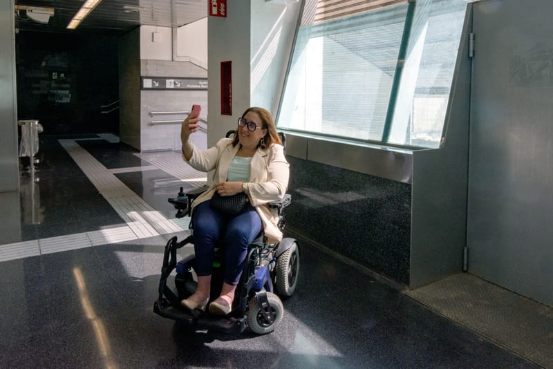 EKONOMSKI ČIMBENICI I NJIHOV UTJECAJ NA ŽIVOTNI STANDARD OSOBA  S INVALIDITETOM U REPUBLICI HRVATSKOJ