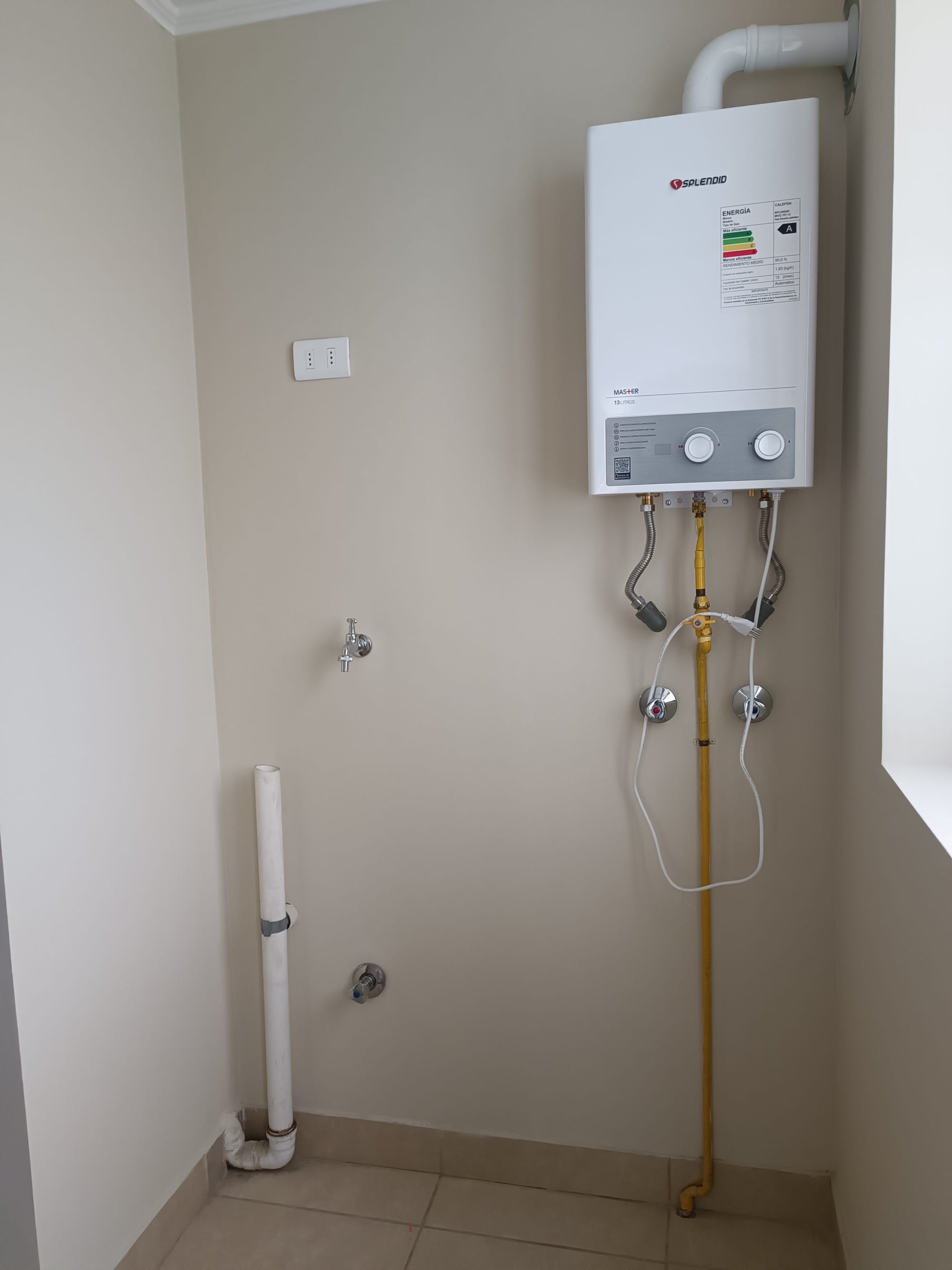 Venta Depto 2 dormitorios, 2 baños, bodega y estacionamiento