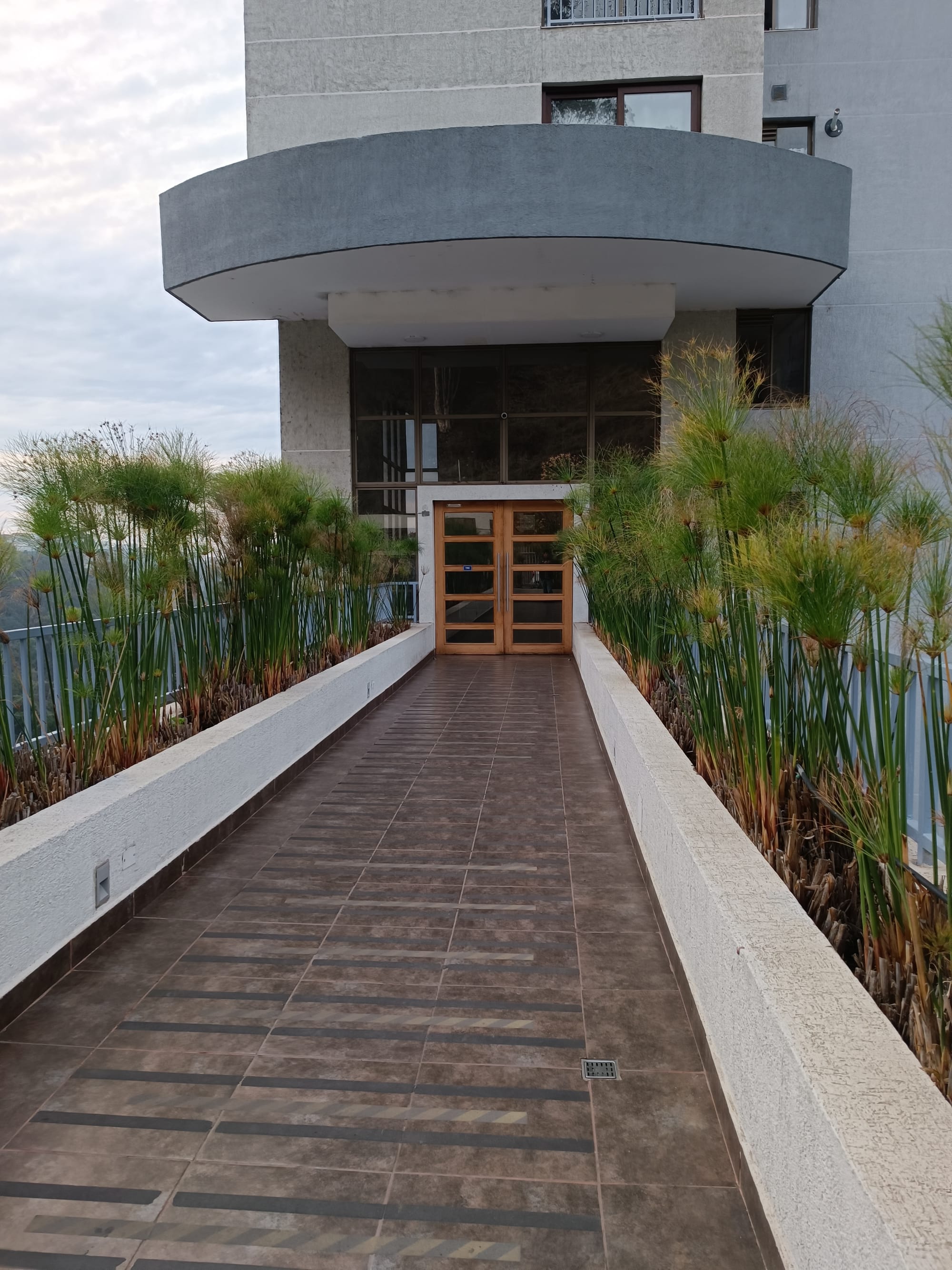 Venta Depto 2 dormitorios, 2 baños, bodega y estacionamiento