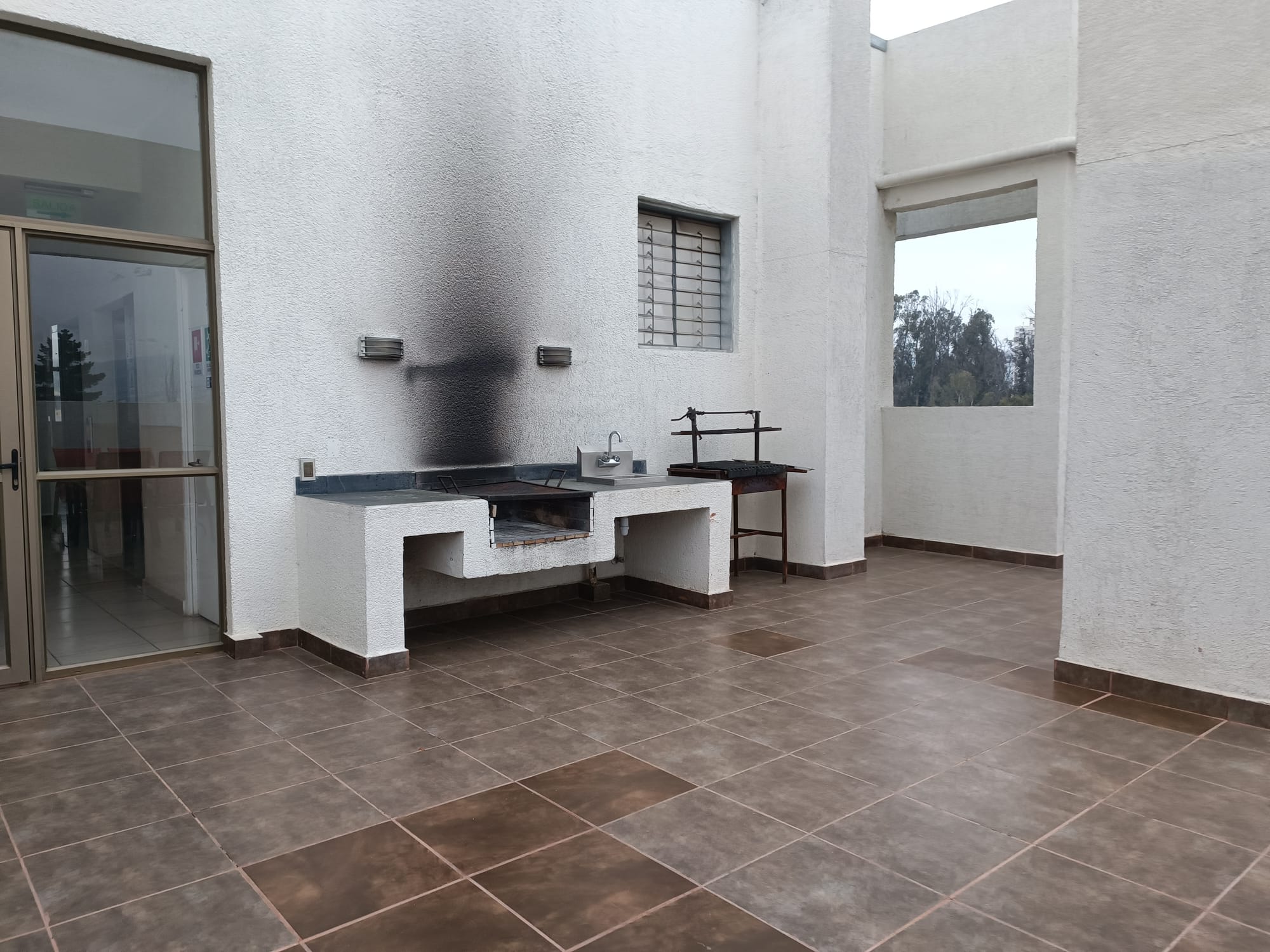 Venta Depto 2 dormitorios, 2 baños, bodega y estacionamiento