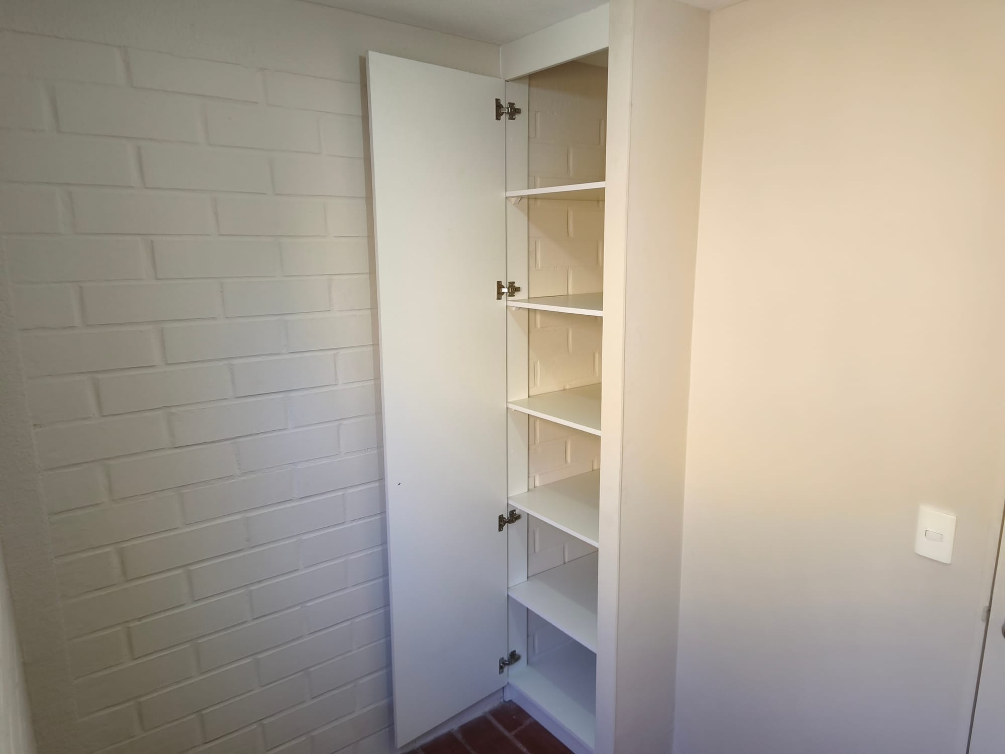 Venta sin Comisión Casa Remodelado 3 Dormitorios y 1 Baño