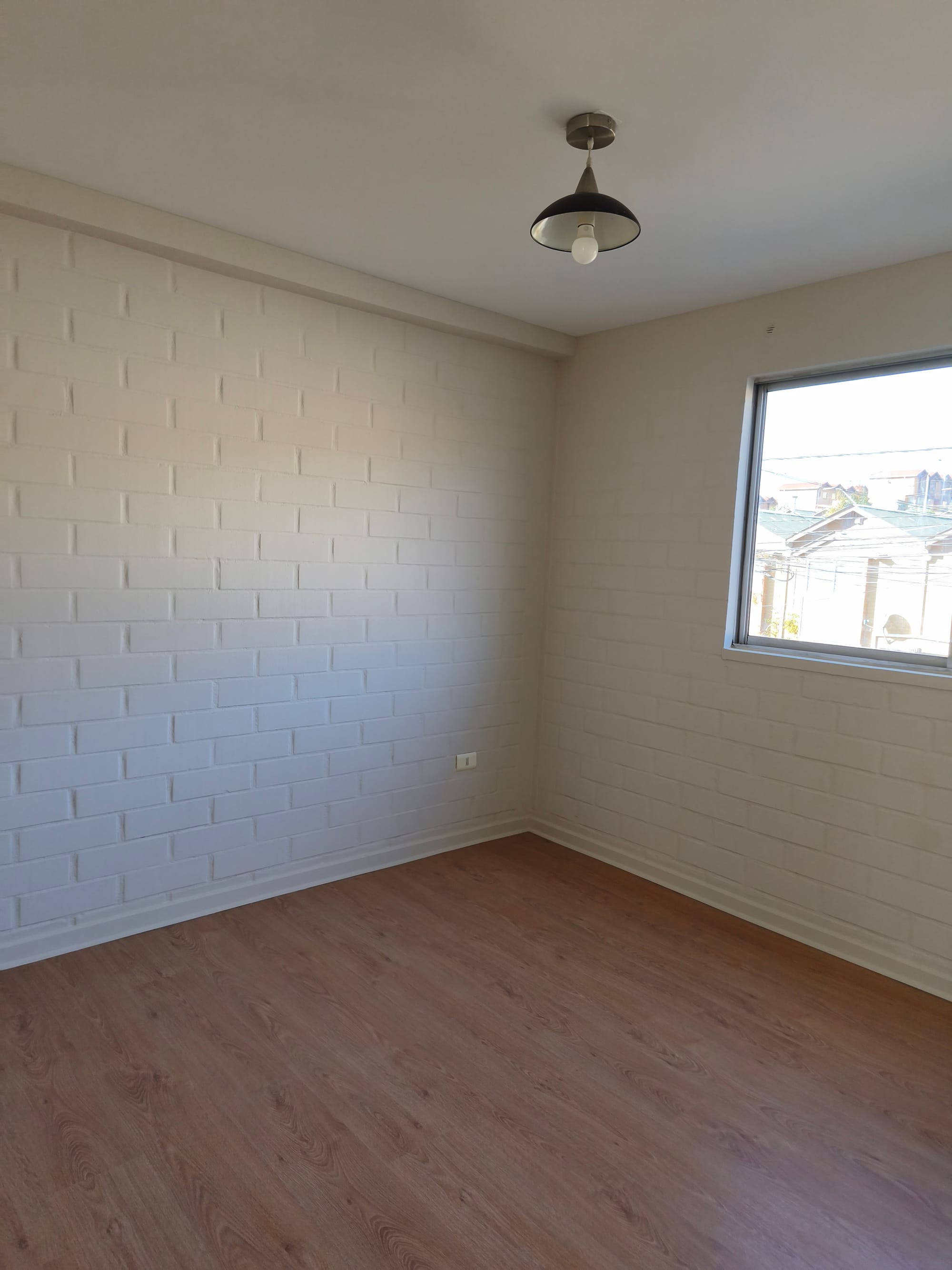 Venta sin Comisión Casa Remodelado 3 Dormitorios y 1 Baño