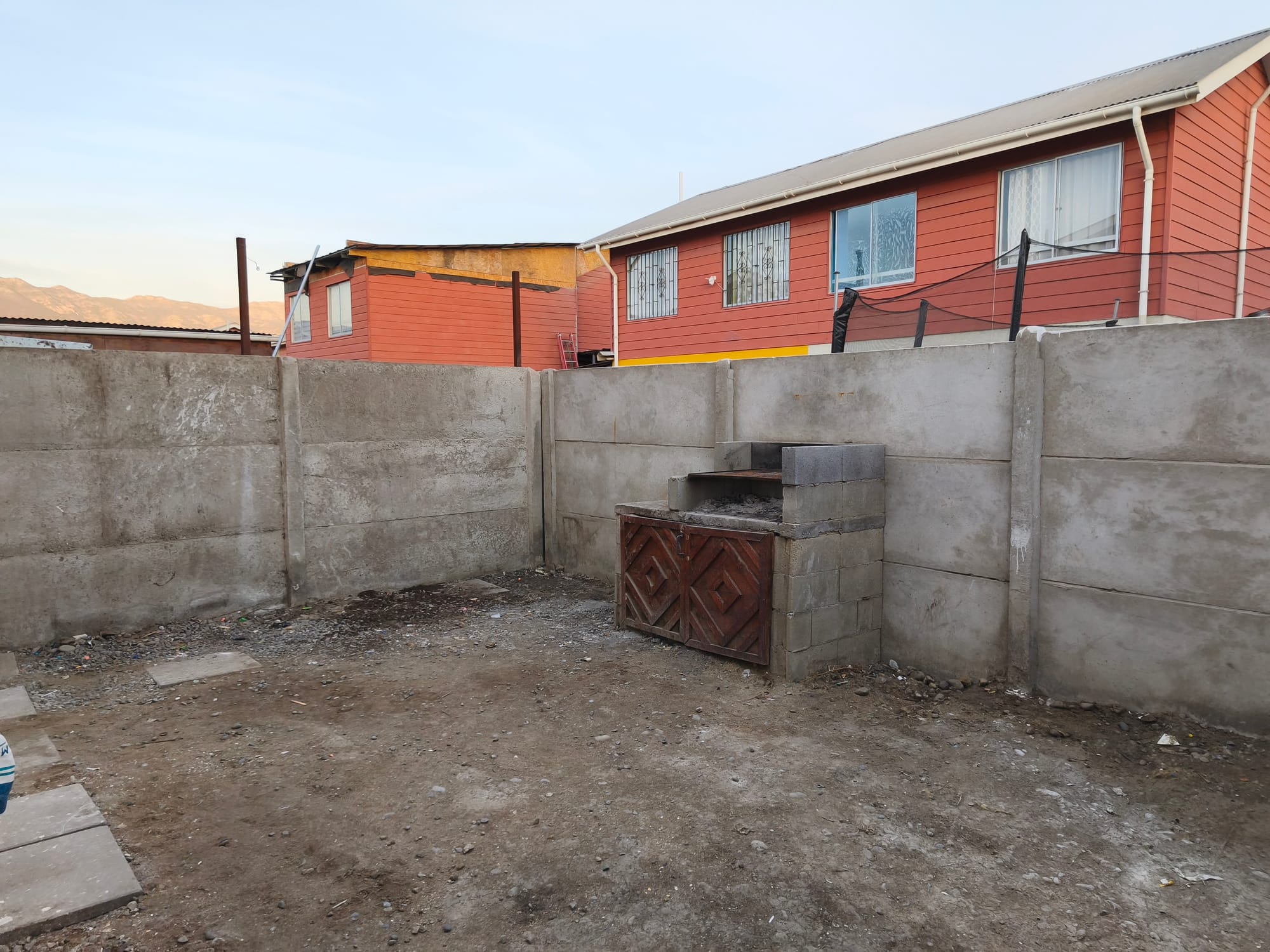 Venta sin Comisión Casa Remodelado 3 Dormitorios y 1 Baño