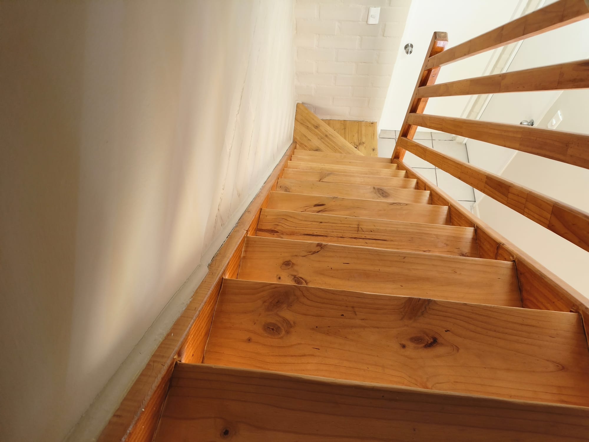 Venta sin Comisión Casa Remodelado 3 Dormitorios y 1 Baño