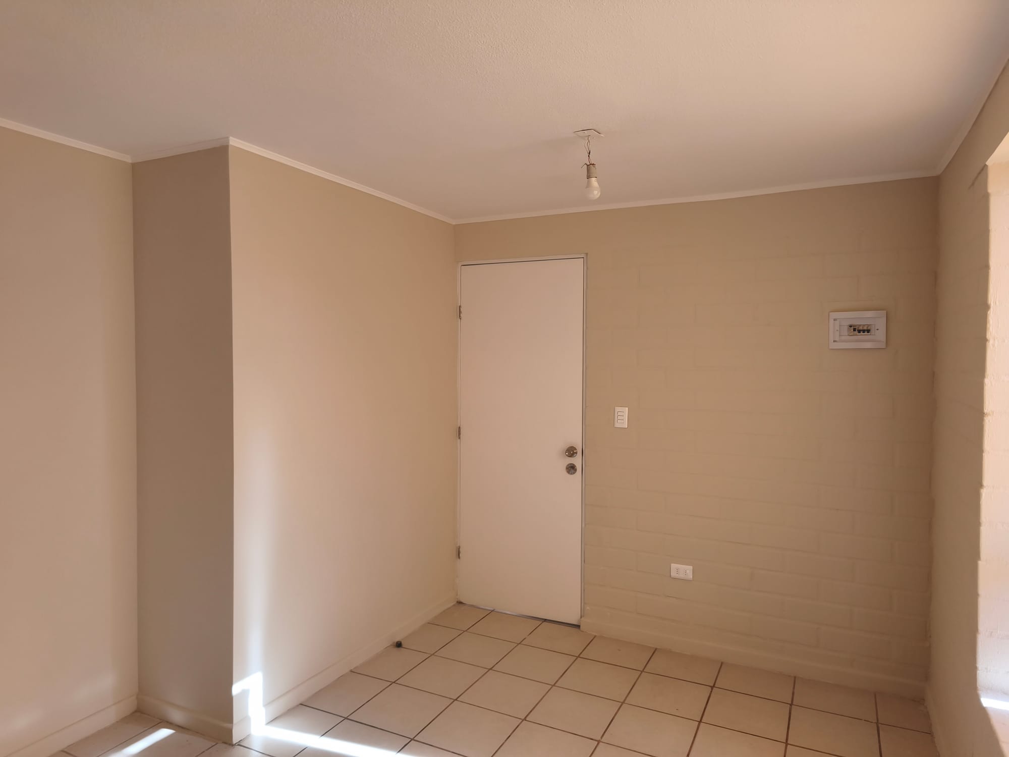Venta sin Comisión Casa Remodelado 3 Dormitorios y 1 Baño