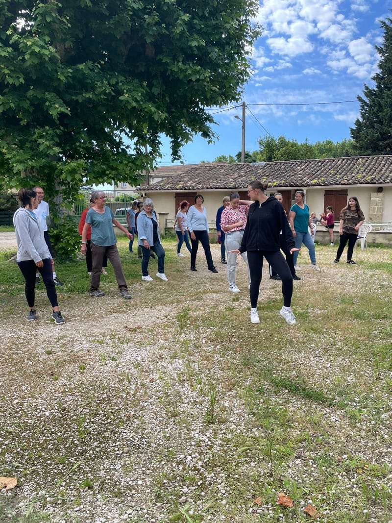 Danses linéaires
