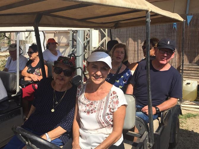 קבוצת מתנ"ס קולייר מאילת במלון לאונרדו אשדוד המפנק !