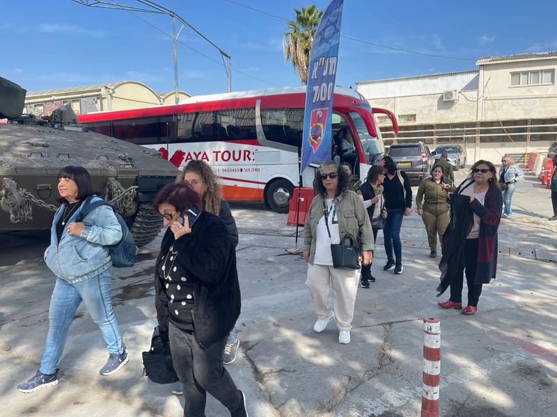 אלמנות חיל החימוש כובשות את תא