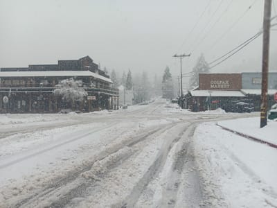 Snowing in Colfax, Ca.