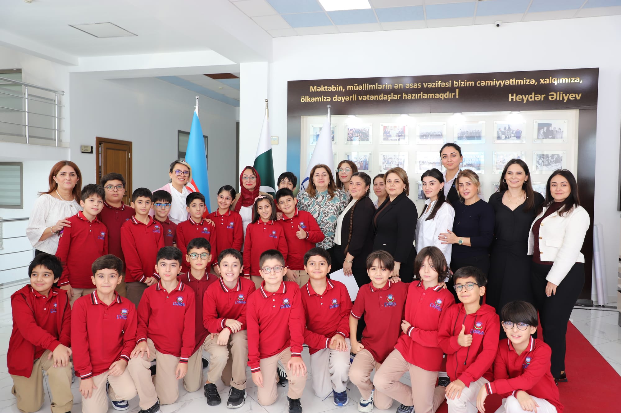 EVRİKA LİSEYİ - BEYNƏLXALQ SEMİNAR