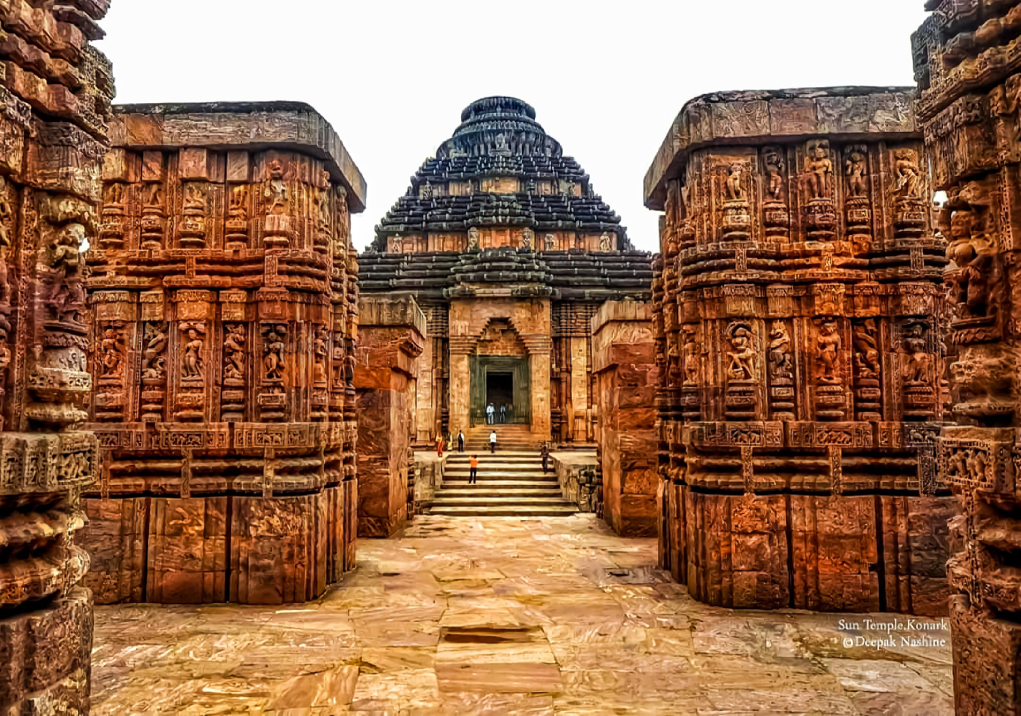 A Konaraki Nap Templom Bemutatása