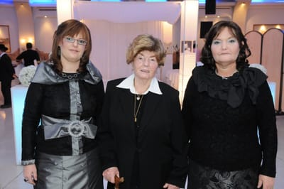 אמא יקרה לי-11 שנה של געגועים