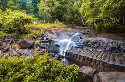 ツアーコース⑰  ベン・メリア遺跡+ロリュオス遺跡群+クバール・スピアンツアー　【日本語ガイドKAON TRAVEL 】