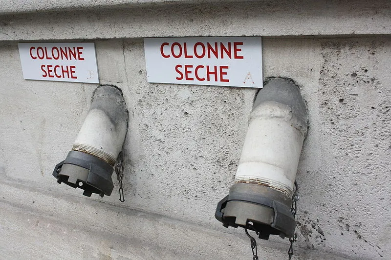 COLONNES SÈCHES