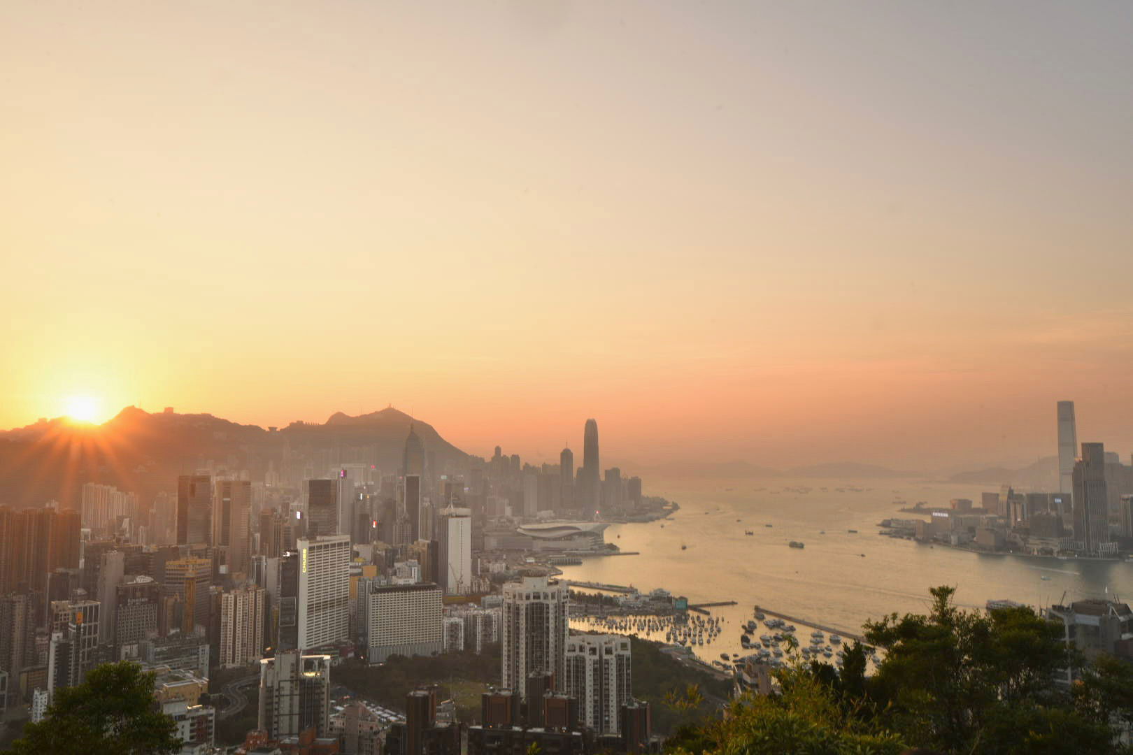 Red Incense Burner hill (DSLR vs MOBILE)