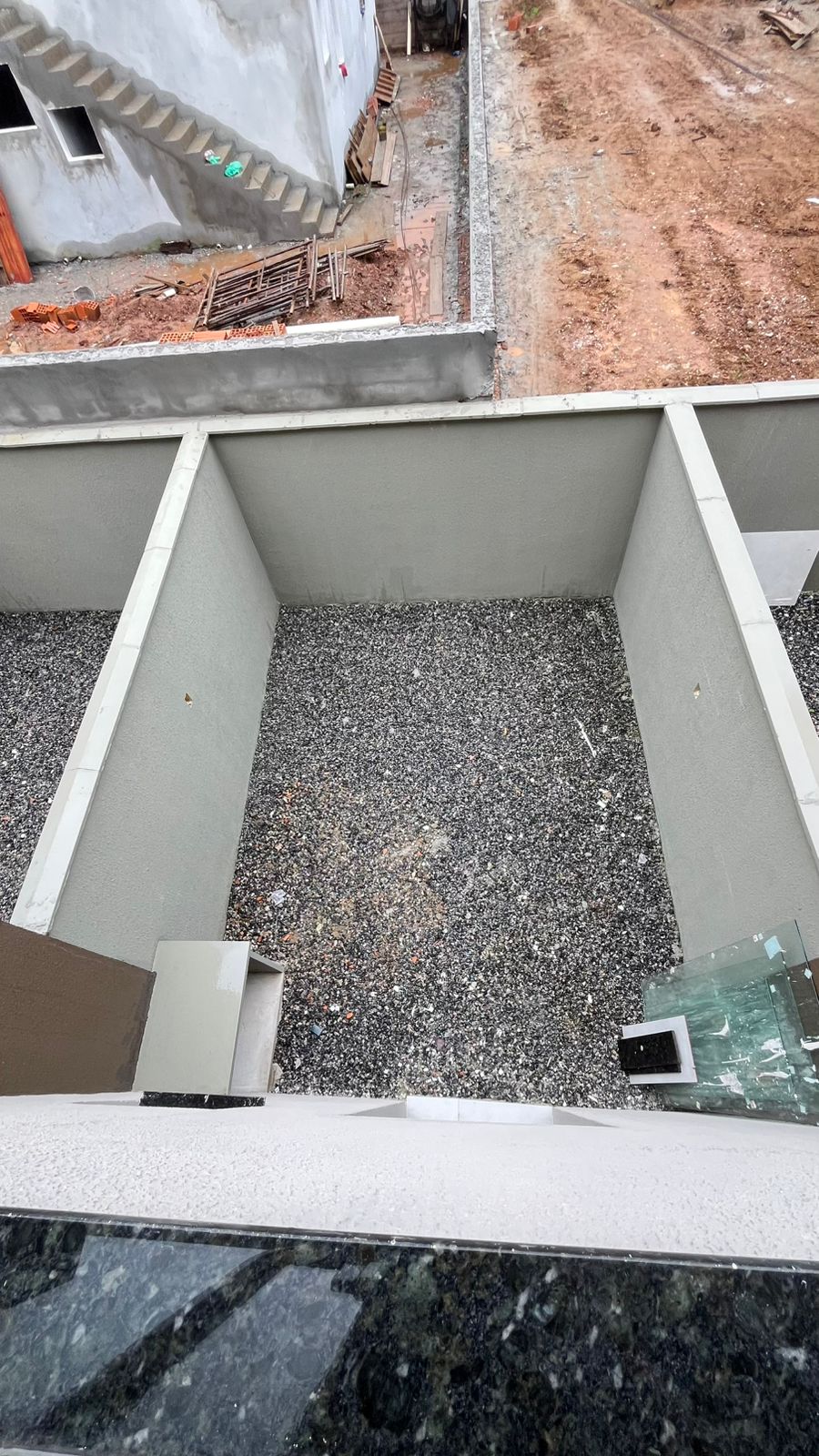 🏠 Amsterdã * UNID. 01 🔴I 02🔴 I 03 🟢I 04 🟢