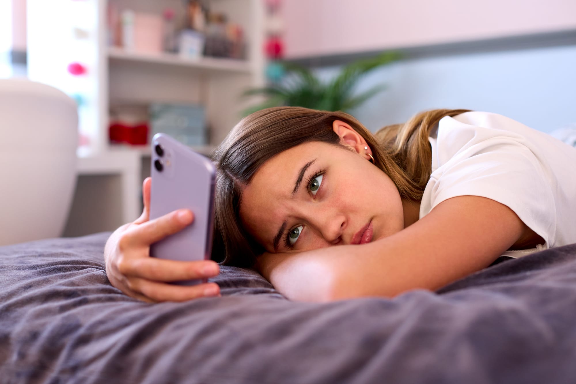 Building a Healthy Relationship with Social Media As a Student