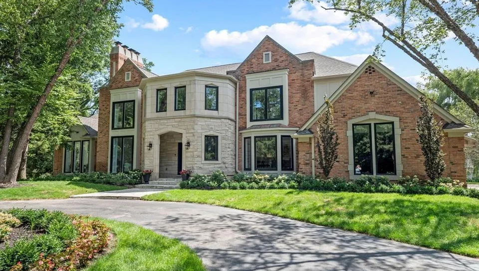 Sober Living in Cherry Hill - The front view of our luxury sober living location in Cherry Hill, South New Jersey.