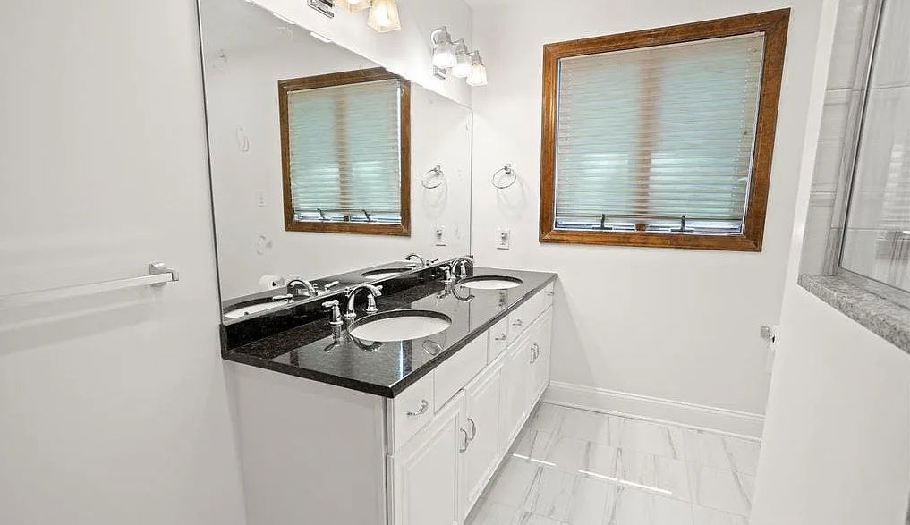 Shared Bathroom #2