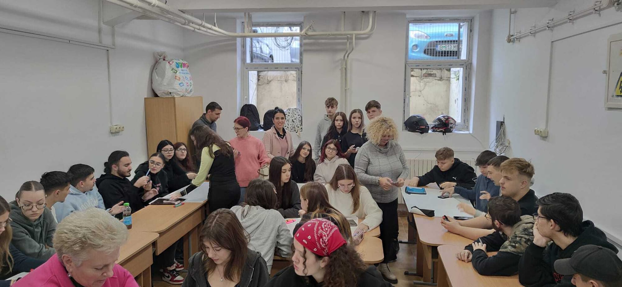 IMAGINI DIN CADRUL  SESIUNILOR DE COMUNICĂRI ȘTIINȚIFICE  / PROIECTE STEAME 