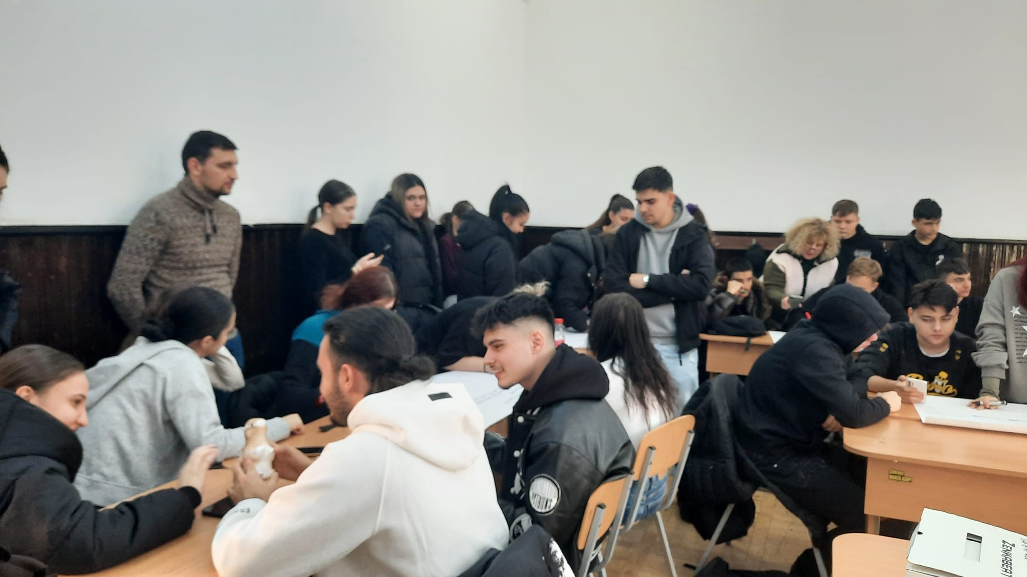 SESIUNE DE COMUNICĂRI ȘTIINȚIFICE DIN 16.01.2025