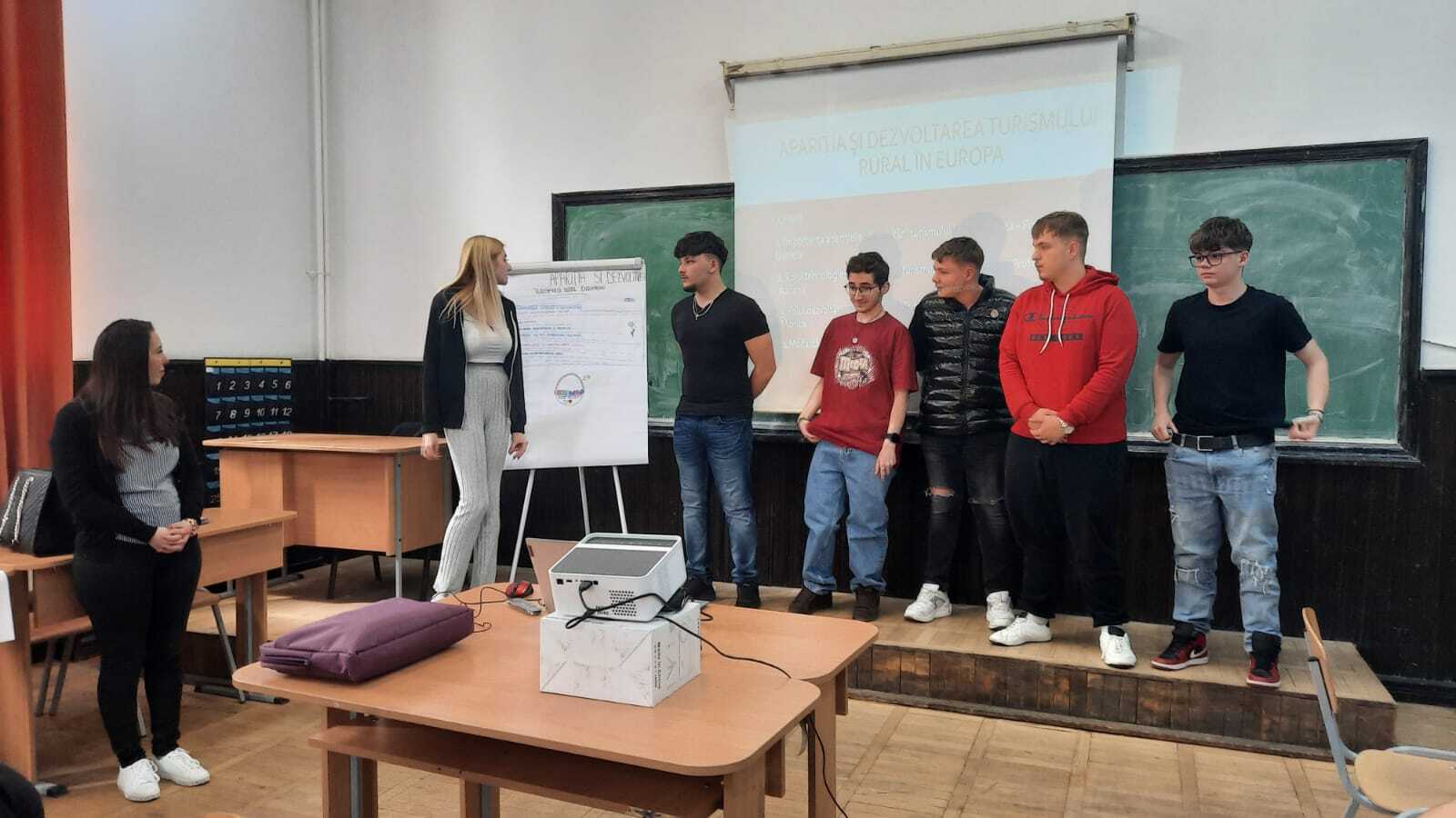  Sesiunea de comunicări științifice , cu tema ,,Apariția și dezvoltarea turismului rural în Europa''