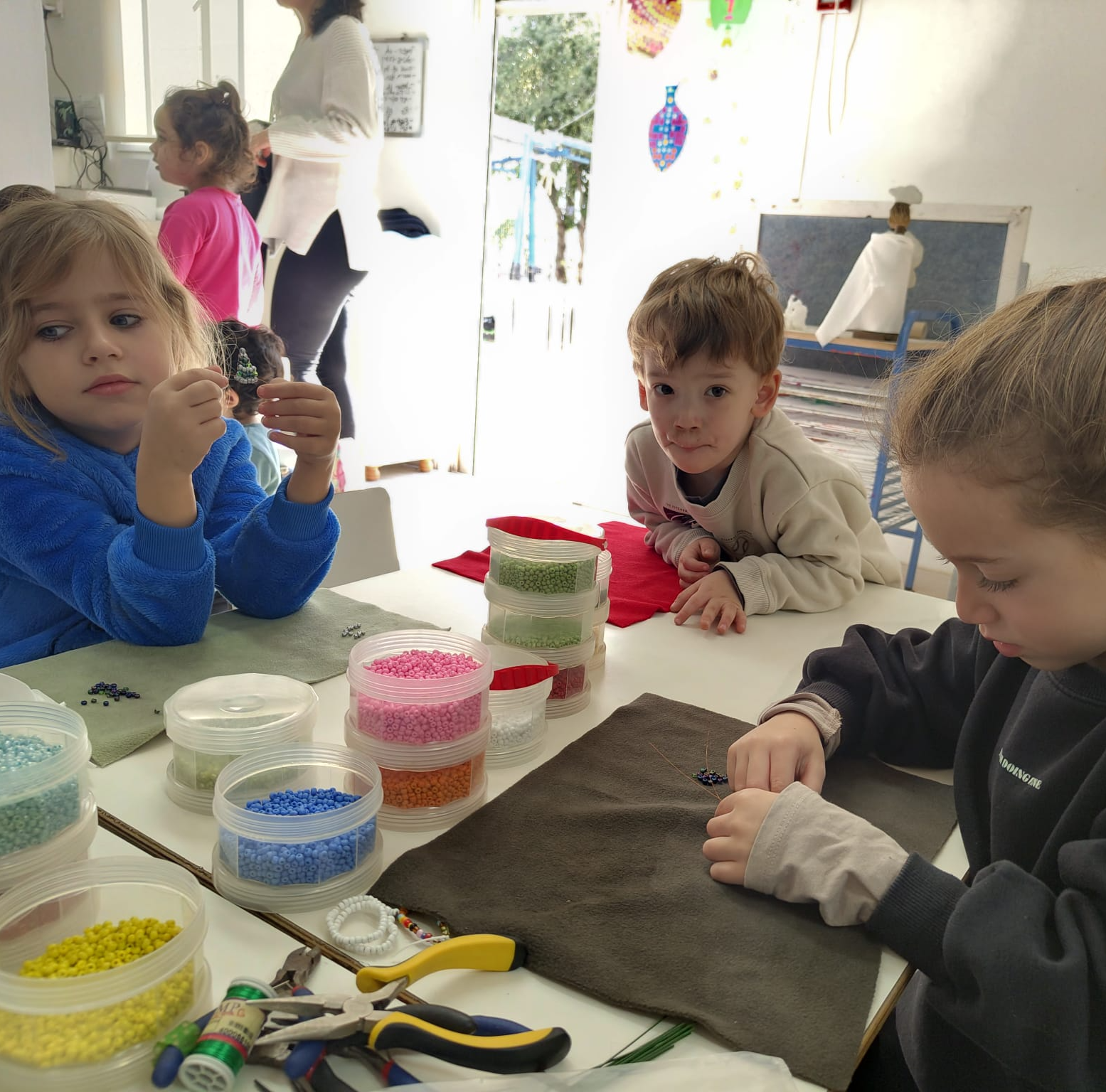 סדנאות חרוזים