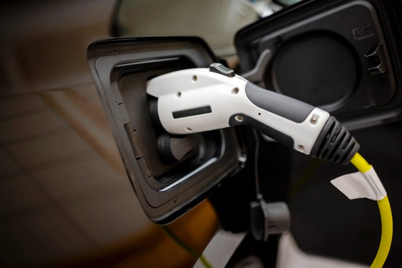 Installation de bornes de recharge pour véhicules électriques