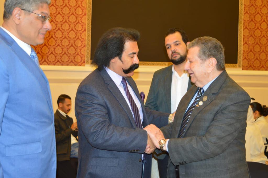 مؤتمر بفندق تريونف 